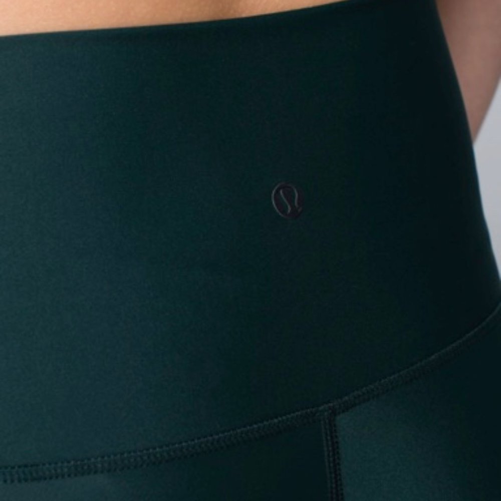 Lululemon Shine Tight (Roll Down) Size 6